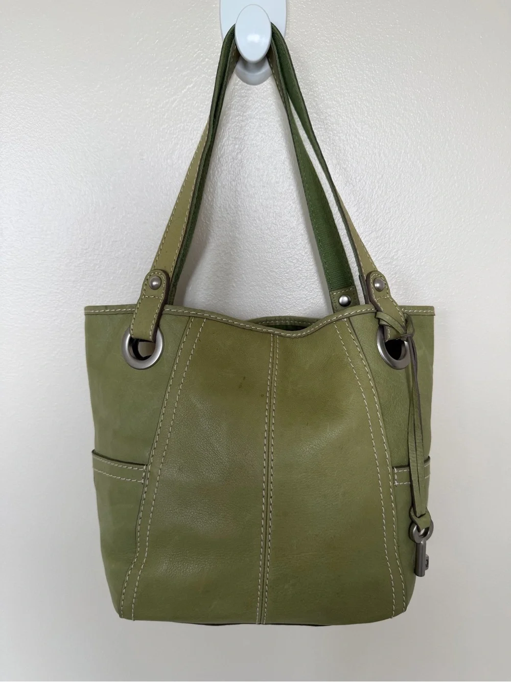 FOSSIL Olive Moss Green Leather Vintage Hobo Shoulder Tote Bag w Silver Key